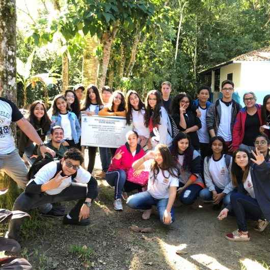 Na Semana de Meio Ambiente, alunos da rede municipal participam de visitas ao ecoponto e viveiro municipal