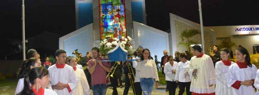 Festa de São Pedro Pescador tem procissão, missa campal e muito show no bairro Massaguaçu