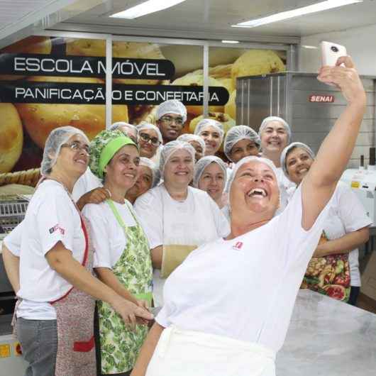 Bolos e pães que transformam vidas