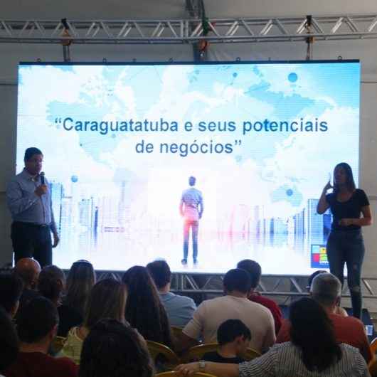 Curso de Libras da Prefeitura de Caraguatatuba e do IF/SP para servidores municipais continua com inscrições abertas