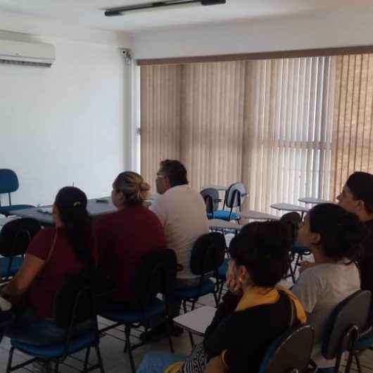 Banco de Alimentos de Caraguatatuba recebe visita de alunos da ETEC