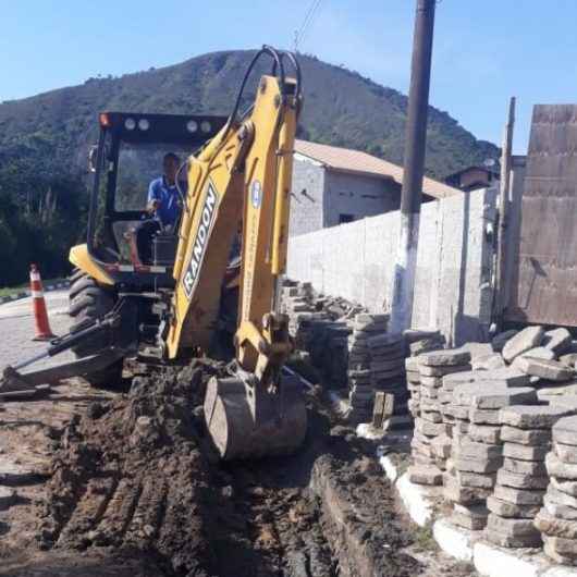 Prefeitura estende serviços de revitalização em toda avenida paralela ao rio Guaxinduba, na Martim de Sá