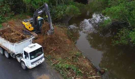 Prefeitura realiza obras contra enchente para beneficiar Britânia e Santamarina