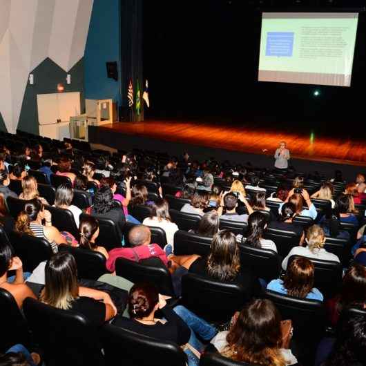 Continuam as inscrições para palestra sobre impactos da PEC da previdência no magistério da Prefeitura de Caraguatatuba