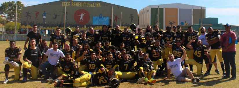 Navio fantasma de Caraguá assombra equipe do Corinthians de futebol americano e vence jogo da primeira rodada