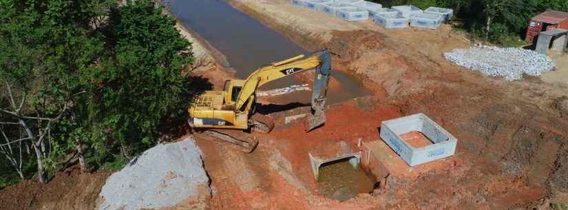 Obras contra enchentes na região do Perequê Mirim continuam