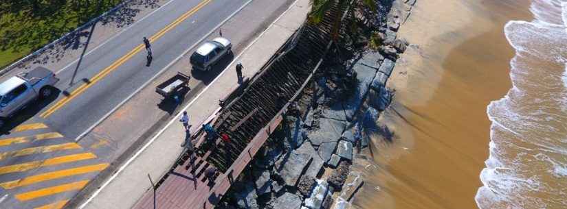 Deck destruído no Massaguaçu é retirado para segurança de usuários