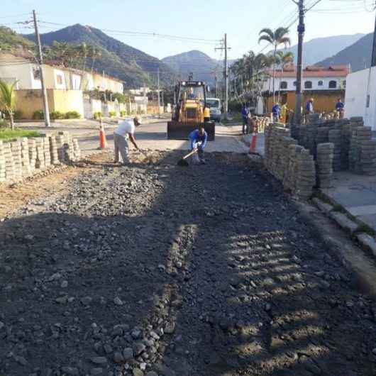 Pavimentação de avenida na Martim de Sá é reassentada