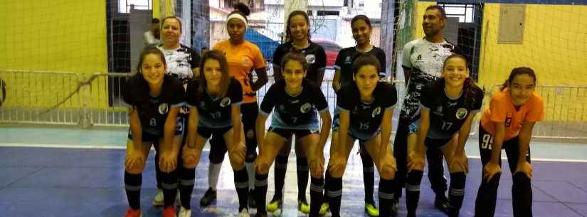 Equipe de Futsal feminina de Caraguatatuba goleia Ilhabela e garante vaga importante em competição