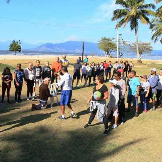 Sepedi promove mais uma sexta-feira de atividades para idosos no Programa Praia Acessível