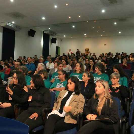 1º Evento Regional aborda o tratamento de álcool e drogas no Litoral Norte