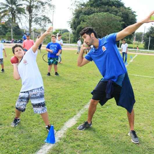 Atleta por um dia; alunos aprendem lição de superação com paratletas de Caraguatatuba