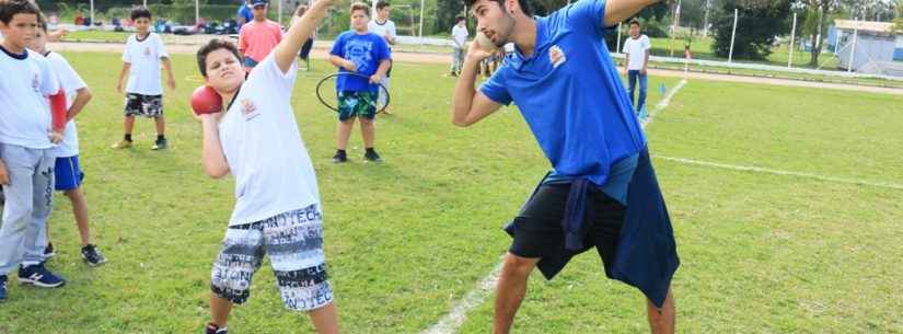 Atleta por um dia; alunos aprendem lição de superação com paratletas de Caraguatatuba