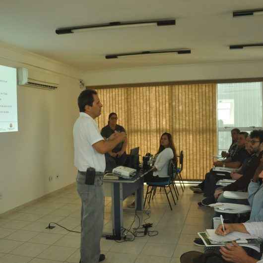 Workshop sobre Cambuci é realizado no Banco de Alimentos e apresenta diversos tipos de produtos