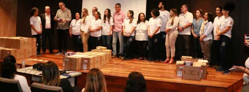 Novos tablets para Agentes Comunitários de Caraguatatuba vão agilizar cadastramento de usuários Novos tablets para Agentes Comunitários de Caraguatatuba vão agilizar cadastramento de usuários