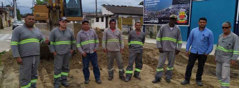 Obras de repavimentação e drenagem são executadas no Barranco Alto