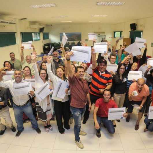 Empresários concluem 60 horas de curso de empreendedorismo da ONU oferecido pela Prefeitura de Caraguatatuba