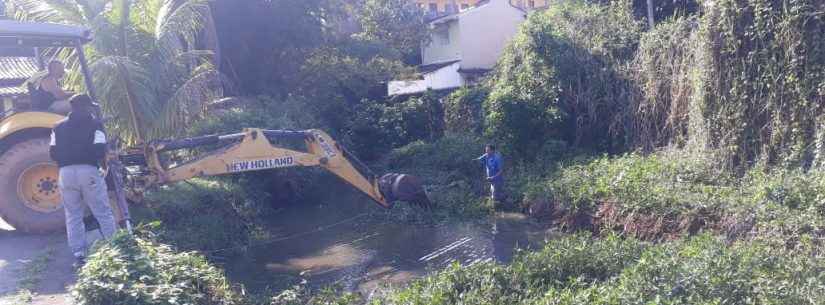 Prefeitura realiza limpeza do Rio Gracuí na região Norte