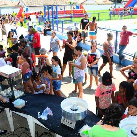 Moradores do Nova Caraguá II participam da Festa das Crianças no Ciase Travessão