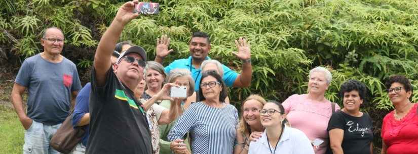 Idosos de Caraguatatuba tem aula de modernidade ao ar livre