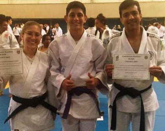 Dois atletas de Caraguatatuba conquistam faixa preta de Judô pela Federação Paulista