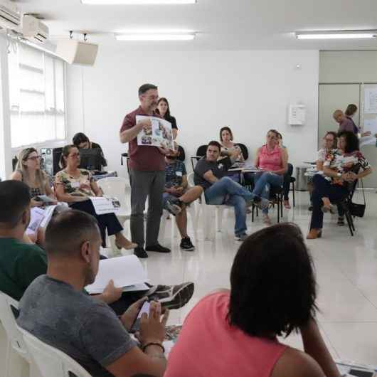 Caraguatatuba inicia formação em educação integral