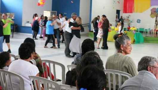 Danças, palestras, jogos e saúde integram programação da 8ª Semana de Valorização ao Idoso em Caraguatatuba