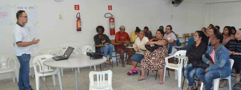 Secretaria de Habitação promove palestras no CRAS Massaguaçu sobre cadastro para unidades habitacionais