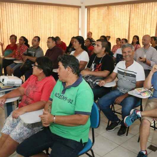 Proximidade da alta temporada faz aumentar a procura por curso de manipulação de alimentos em Caraguatatuba