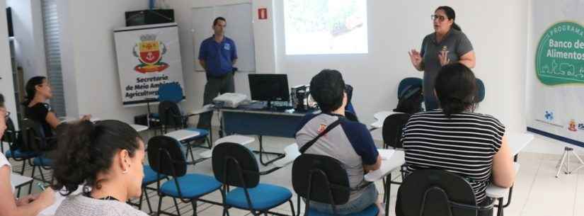 Servidores da Prefeitura de Caraguatatuba participam de curso de Hortas e Tempero