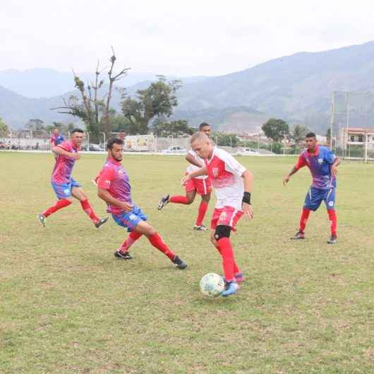 Jogos de futebol e futsal agitam final de semana de Caraguatatuba