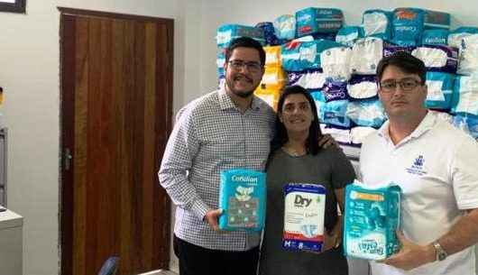 Fundo Social de Caraguatatuba recebe 200 pacotes de fraldas geriátricas