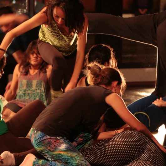 Teatro Mario Covas recebe workshop de dança ‘Duos Infinitos’