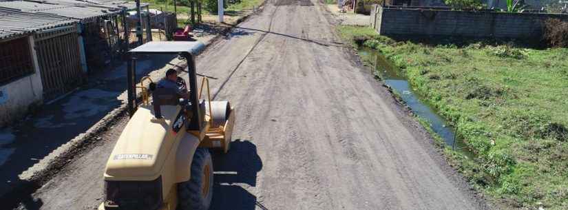Moradores do bairro Pegorelli aprovam recapeamento com asfalto ecologicamente correto