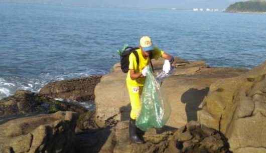Sesep reestrutura equipes para reforço de limpeza em costeiras e praias