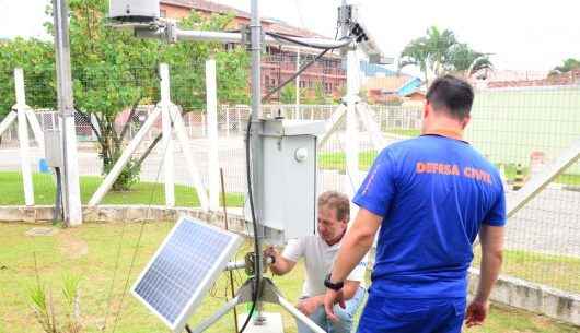 Equipamento que avisa sobre formação de raios é instalado em Caraguatatuba