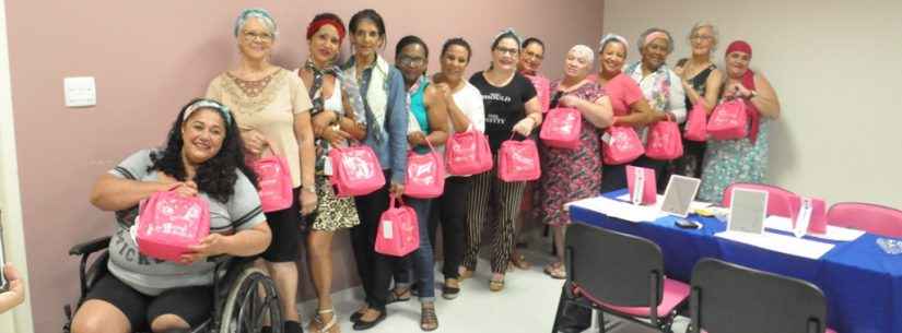 Pacientes da oncologia de Caraguatatuba ganham curso de automaquiagem no Pró-Mulher