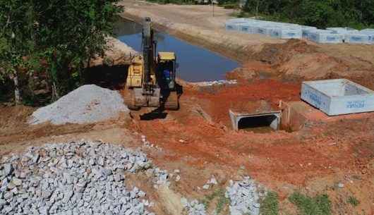 Obras de drenagem na Região Sul continuam e serão finalizadas em janeiro