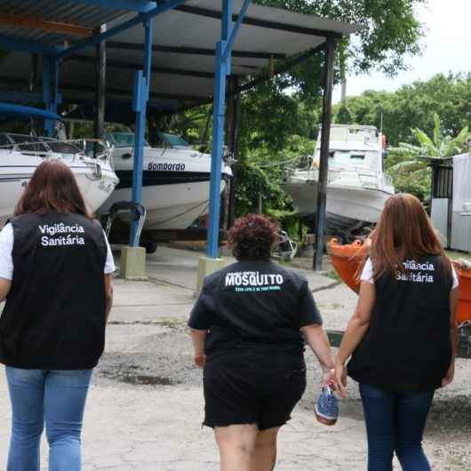 Marinas e casas de Caraguatatuba recebem vistorias para eliminar criadouros da dengue
