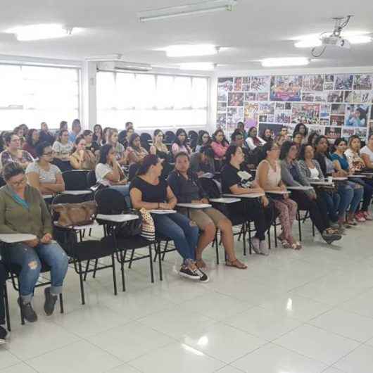 Secretaria de Educação de Caraguatatuba promoveu mais um encontro de Formação Continuada em Inclusão Escolar
