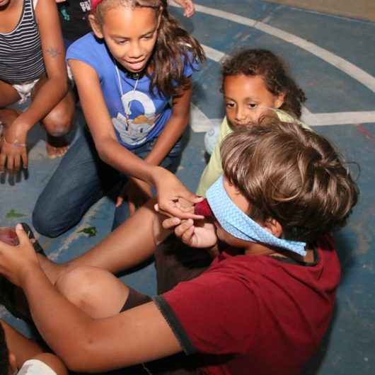 Banco de Alimentos promove atividade de Educação Nutricional com crianças no Centro Comunitário do Pegorelli