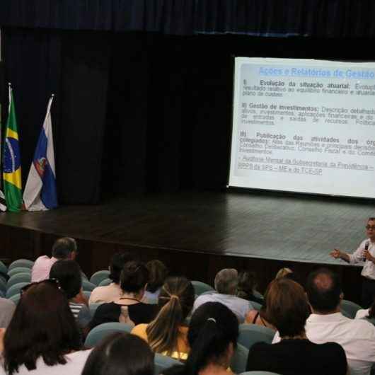 CaraguaPrev realiza palestra sobre a importância dos conselheiros nos RPPS’s