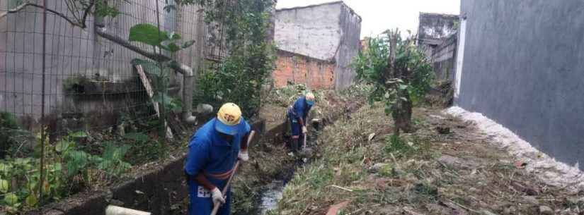 Prefeitura intensifica serviços de limpeza no Rio da Paca