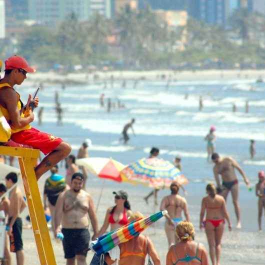 Caraguatatuba recebe aumento no efetivo de Guarda-Vidas para Carnaval