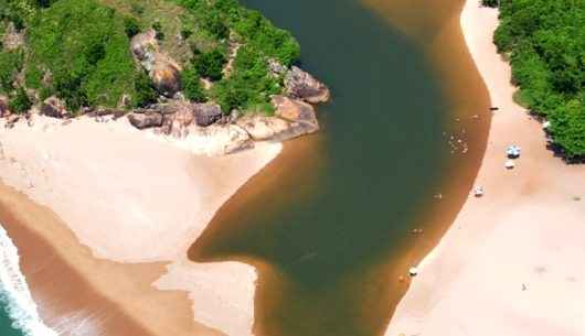 Prefeitura de Caraguatatuba e Fehidro vão contratar estudo para controle de abertura da Lagoa Azul