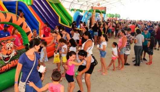 “Natal Solidário” atrai cerca de 2 mil pessoas na Praça da Cultura