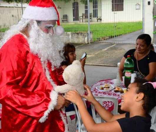 Festa de Natal reúne mais de 350 pessoas atendidas pelo CREAS de Caraguatatuba