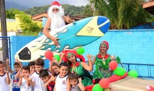 CEI/EMEI Profª Vera da Silva Santos, no Portal da Fazendinha, realiza festa de Natal para alunos