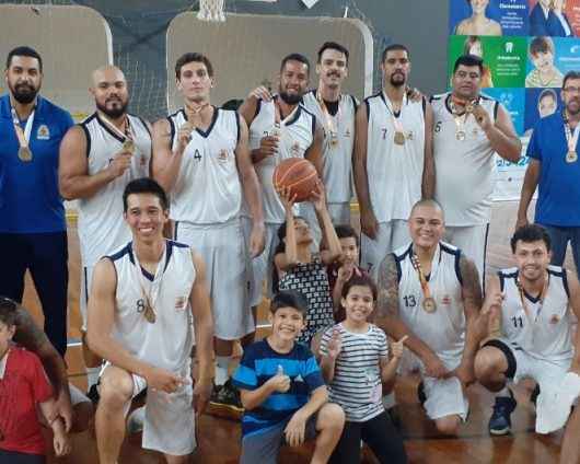 Campeão invicto: Caraguatatuba vence Cruzeiro em competição de basquete masculino