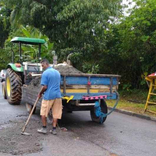 Operação Tapa-buracos utiliza material ecológico no bairro Travessão